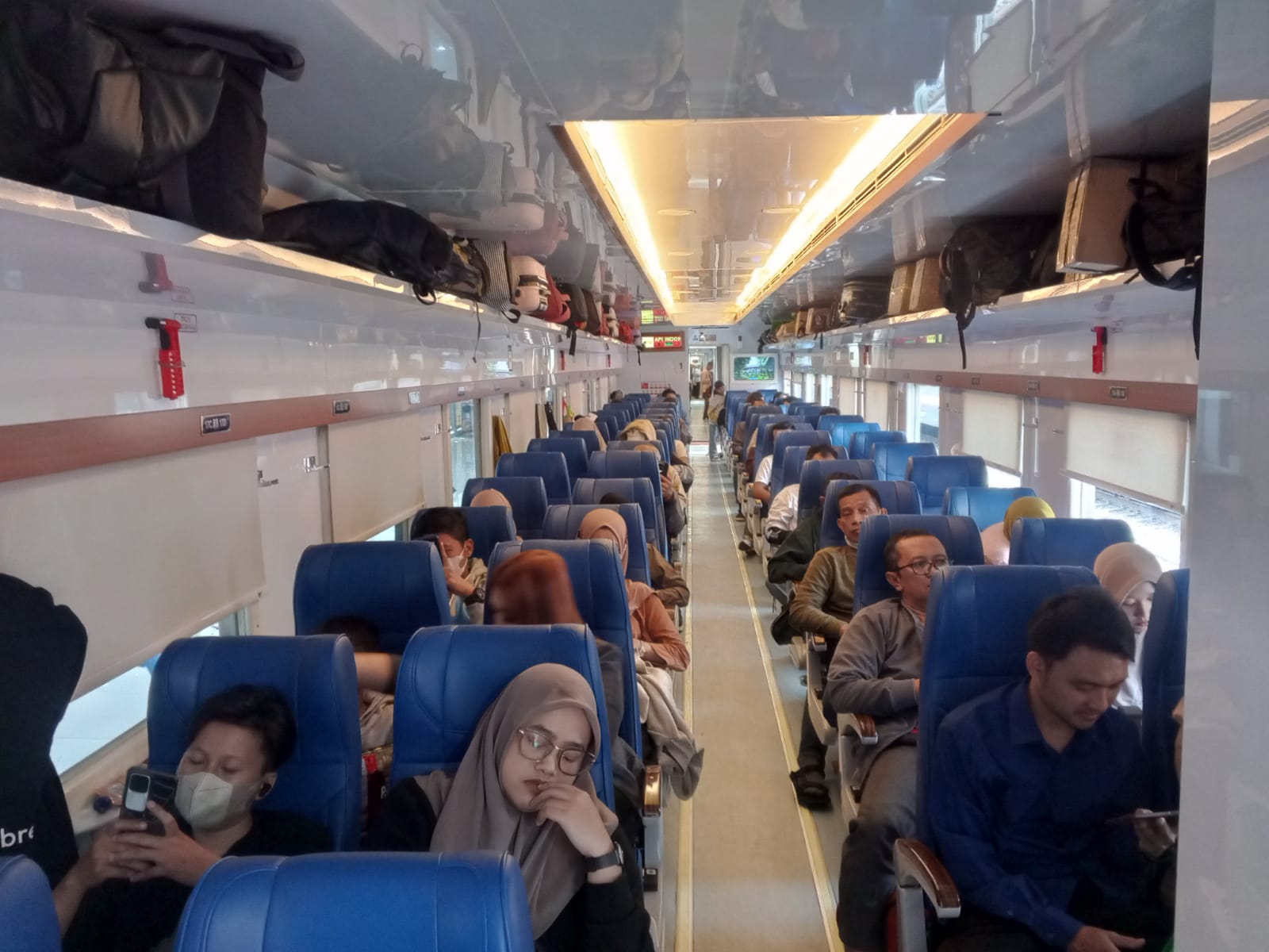 Rekor Baru! Stasiun Bekasi Jadi Pilihan Pemudik di Angleb 2025