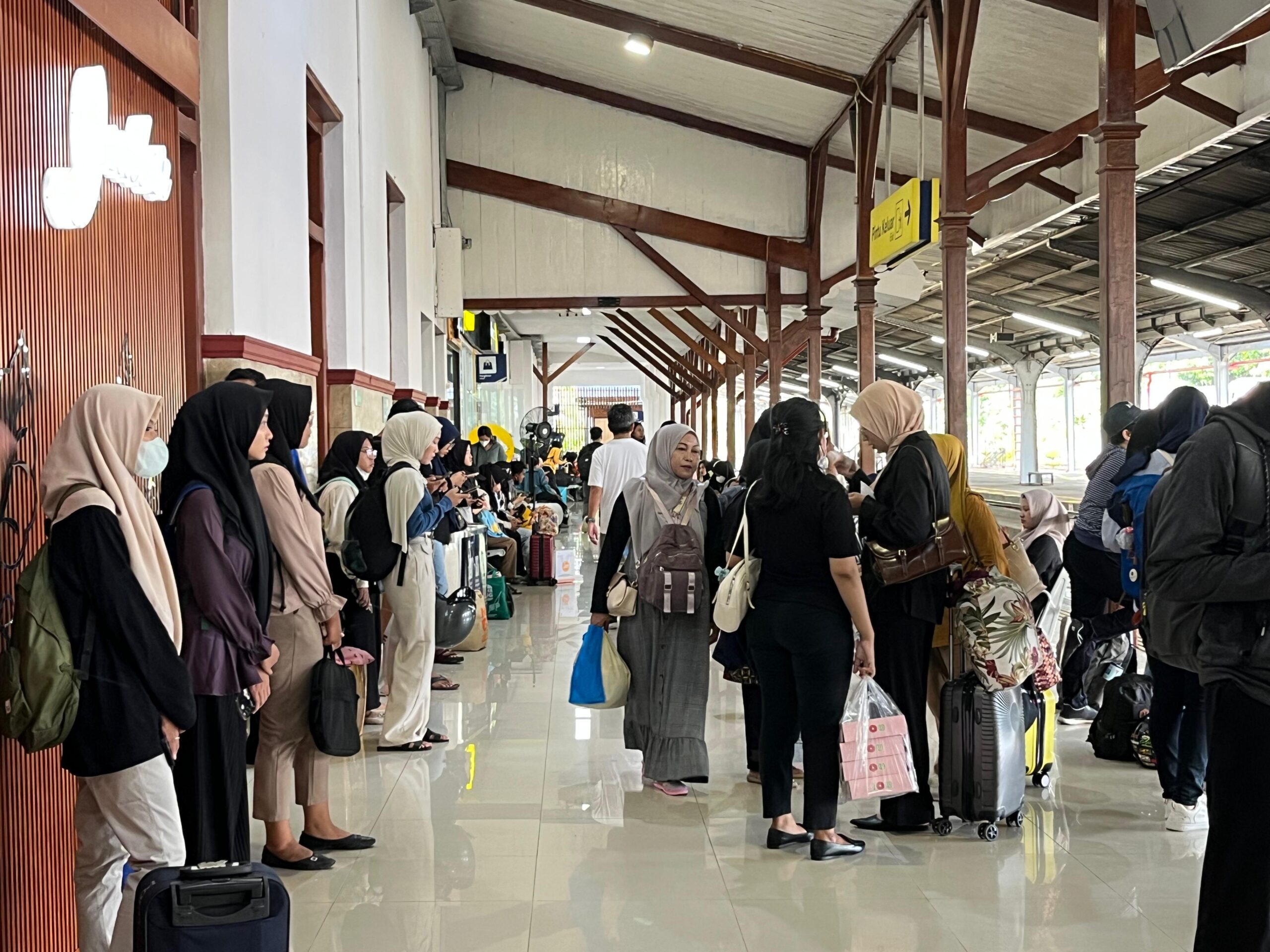 Tiket Kereta Api Daop 9 Jember Laris di Libur Waisak, Probowangi Catat Okupansi Tertinggi