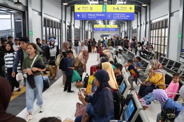 Kenaikan Signifikan Penumpang Kereta Api Daop 2 Bandung di Masa Libur Waisak