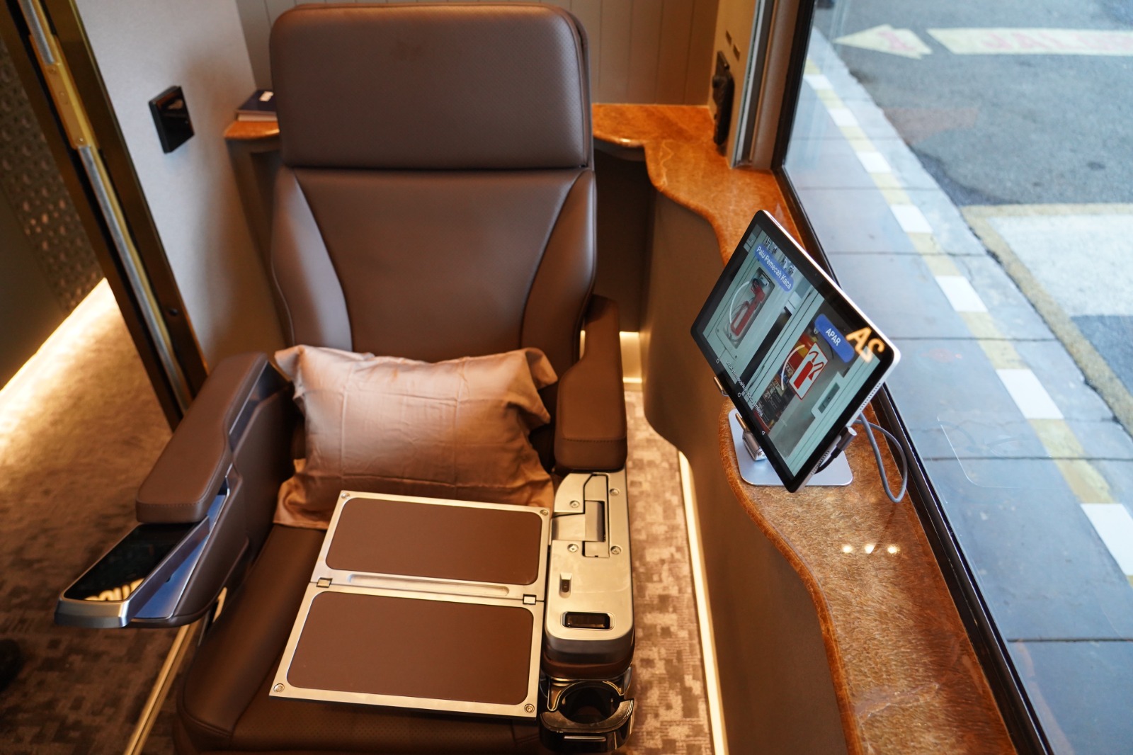 KA Argo Bromo Anggrek Perkuat Daya Tarik dengan Suite Class Compartment Modern