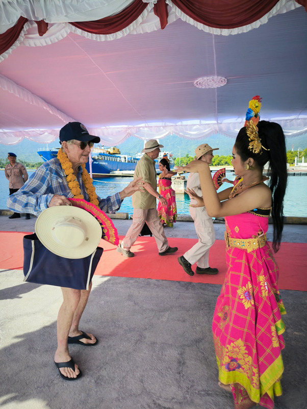 MS Insignia Lengkapi Deretan Cruise Mewah di Celukan Bawang, Bali Utara Siap Go Internasional