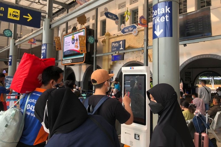KAI Daop 1 Jakarta Tambah Kereta Jarak Jauh Hadapi Lonjakan Penumpang Libur Waisak 2025